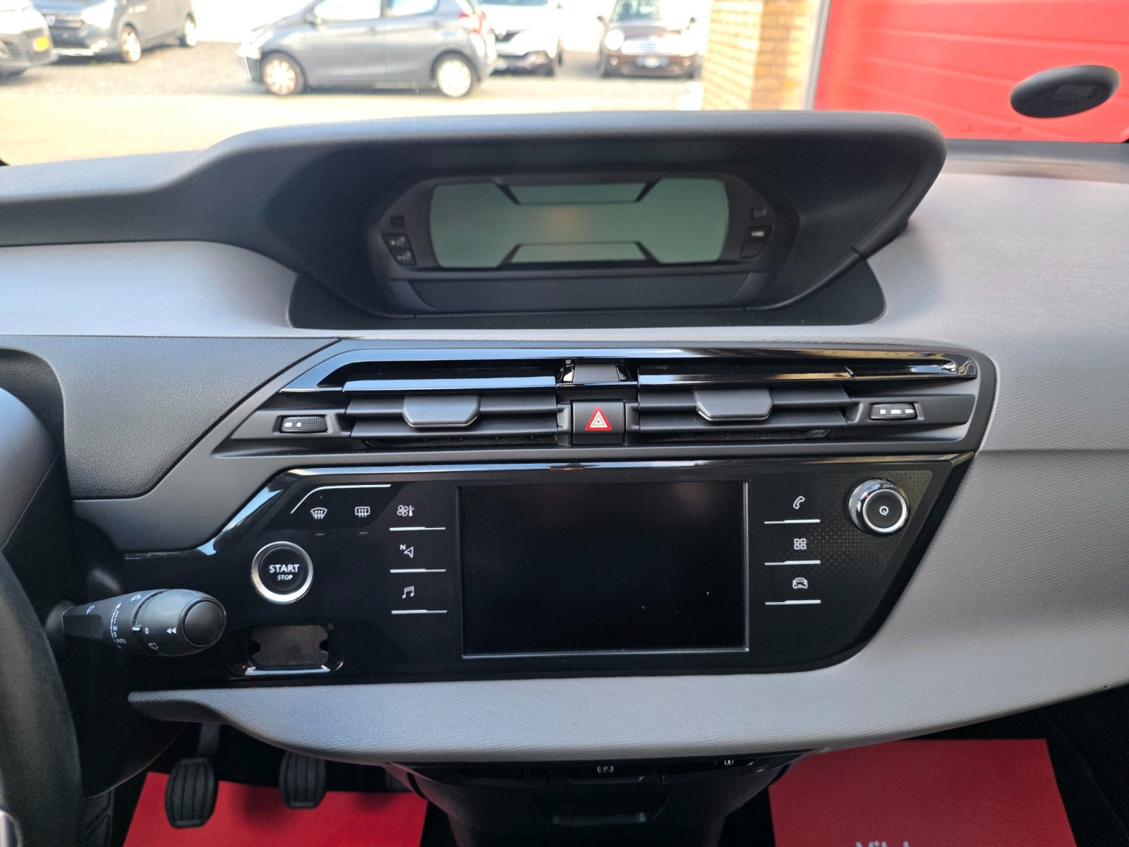 Sort Citroën Grand C4 SpaceTourer fra 2021