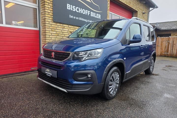 Blå Peugeot Rifter fra 2020