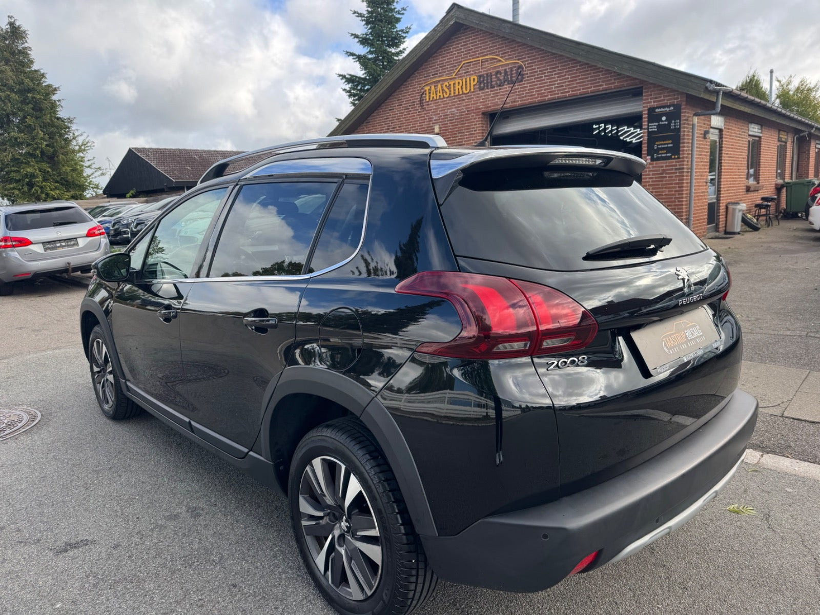 undefined Peugeot 2008 fra 2019