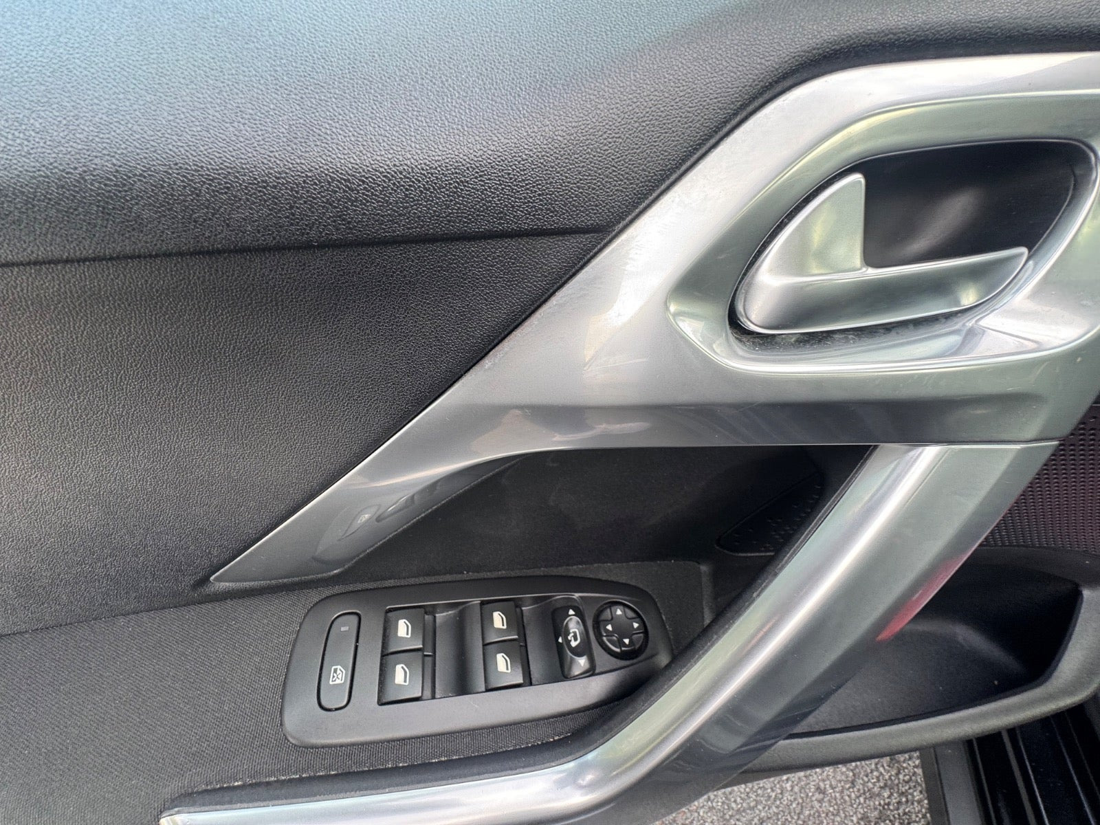undefined Peugeot 2008 fra 2019