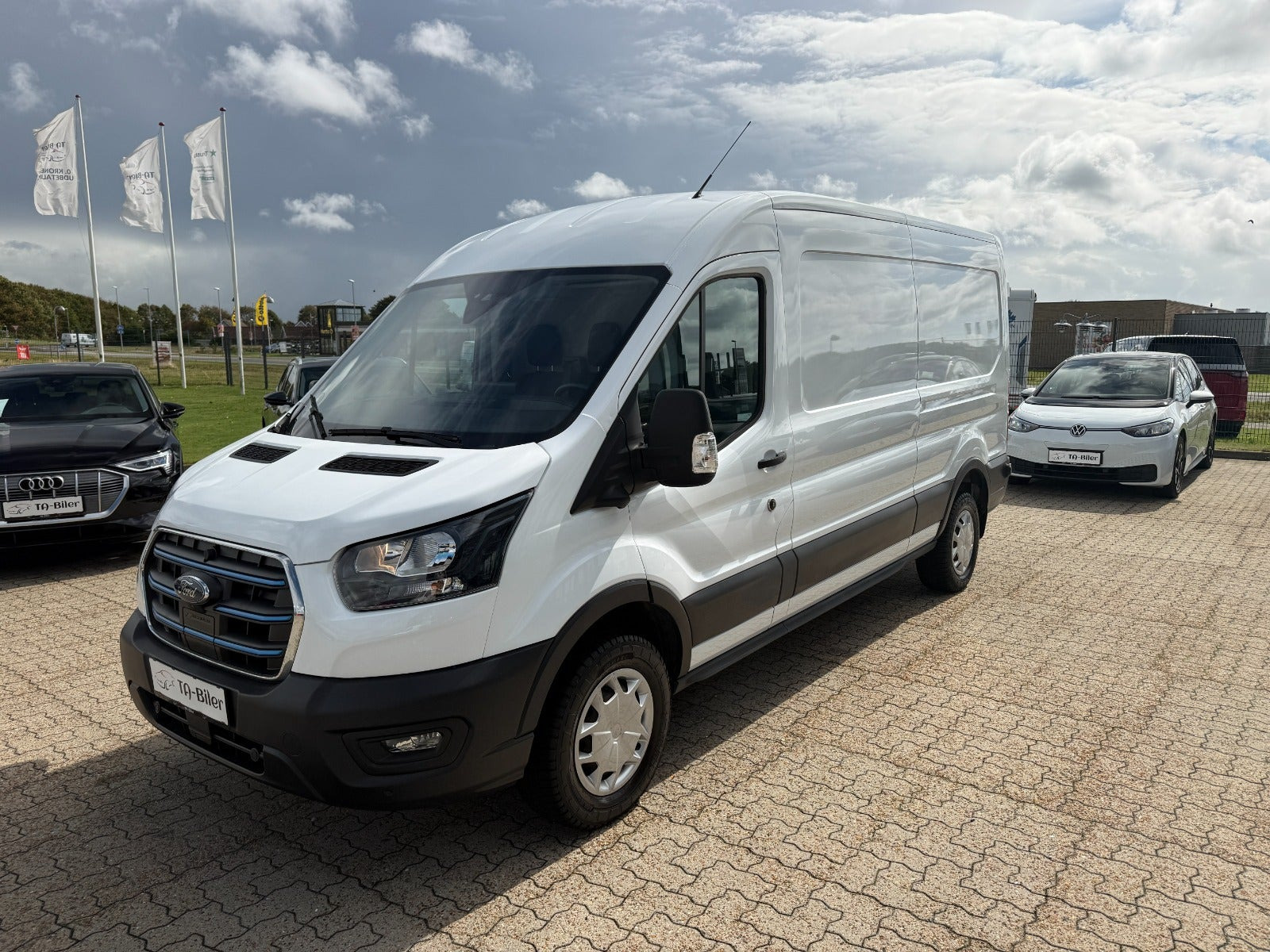 Hvid Ford E-Transit 350 L3 Van fra 2023