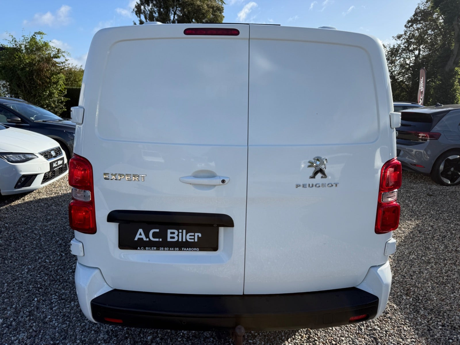 Hvid Peugeot Expert fra 2018