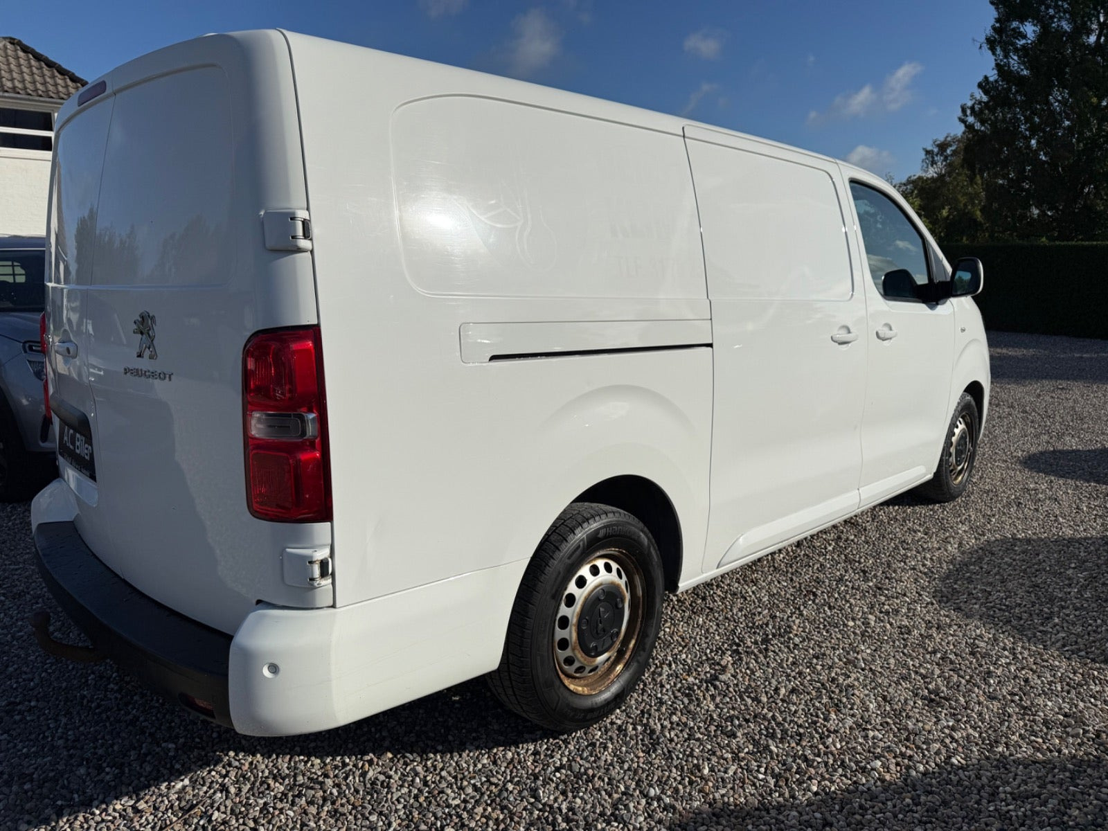 Hvid Peugeot Expert fra 2018