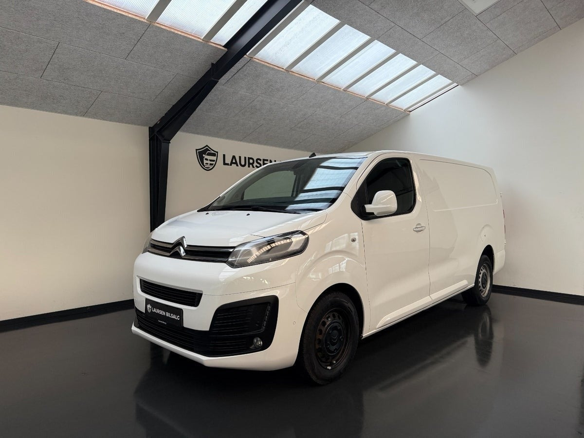 Hvid Citroën Jumpy fra 2020