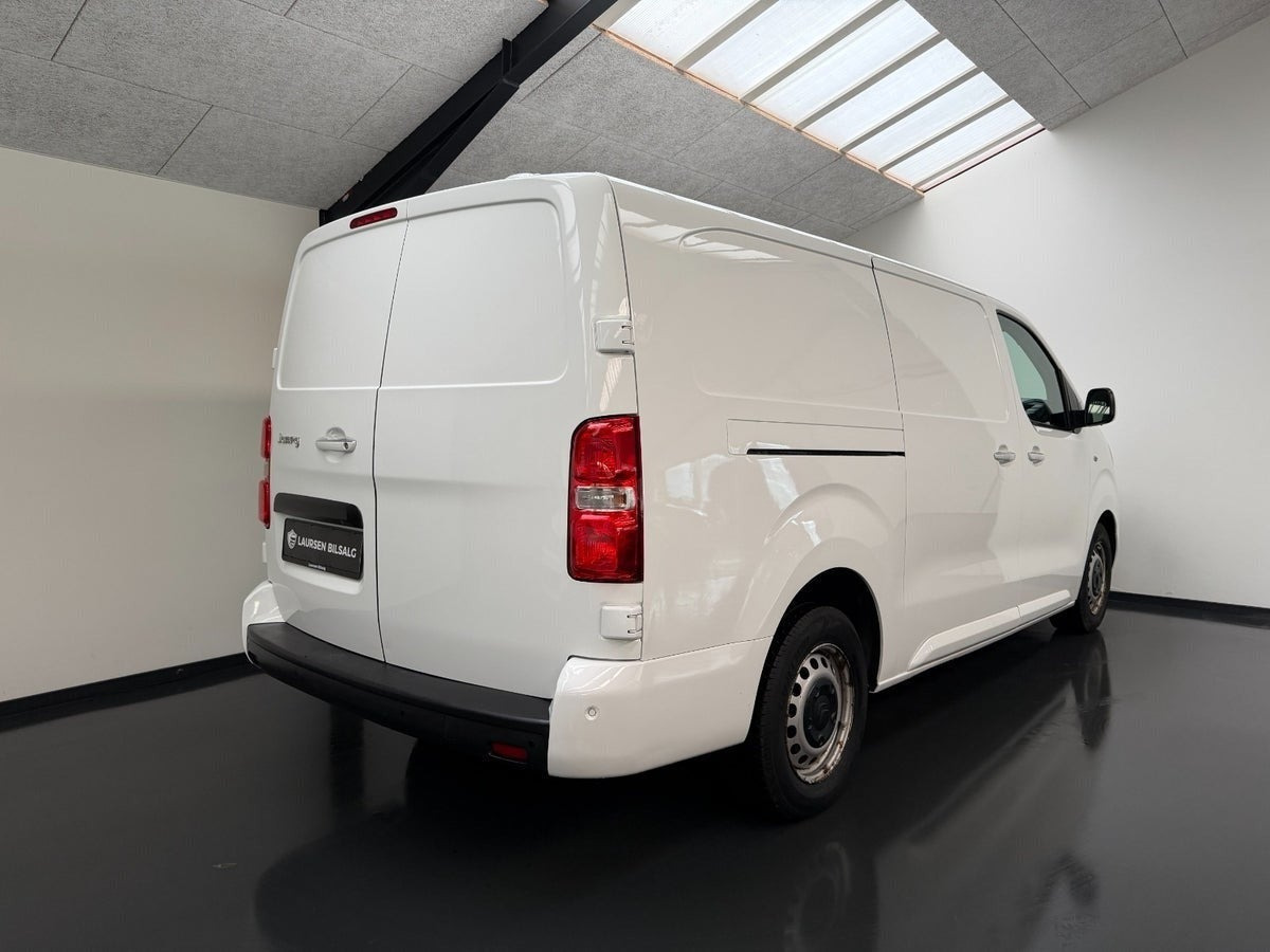 Hvid Citroën Jumpy fra 2020
