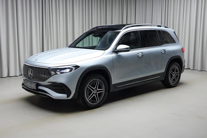 Sølv Mercedes EQB250+ fra 2026