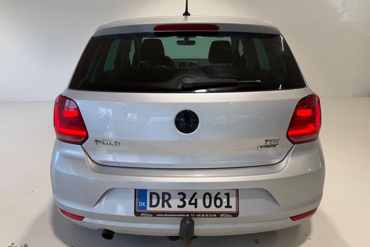 Sølv VW Polo fra 2015