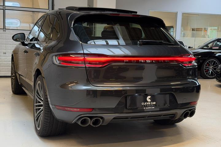 Grå Porsche Macan S fra 2020