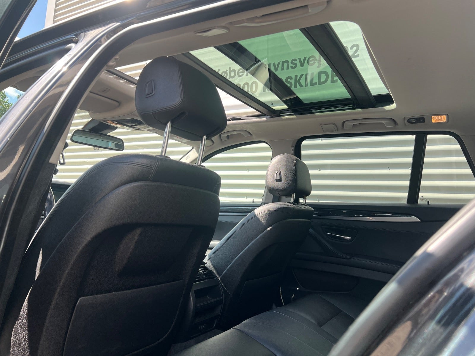 Sort BMW 525d fra 2013