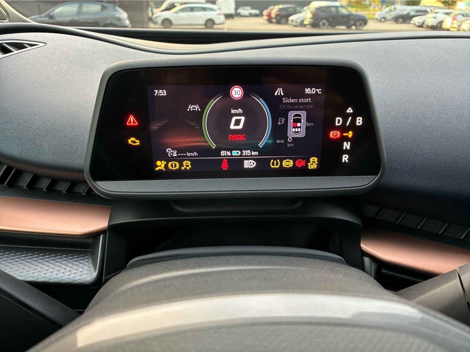 Hvid Cupra Tavascan fra 2024
