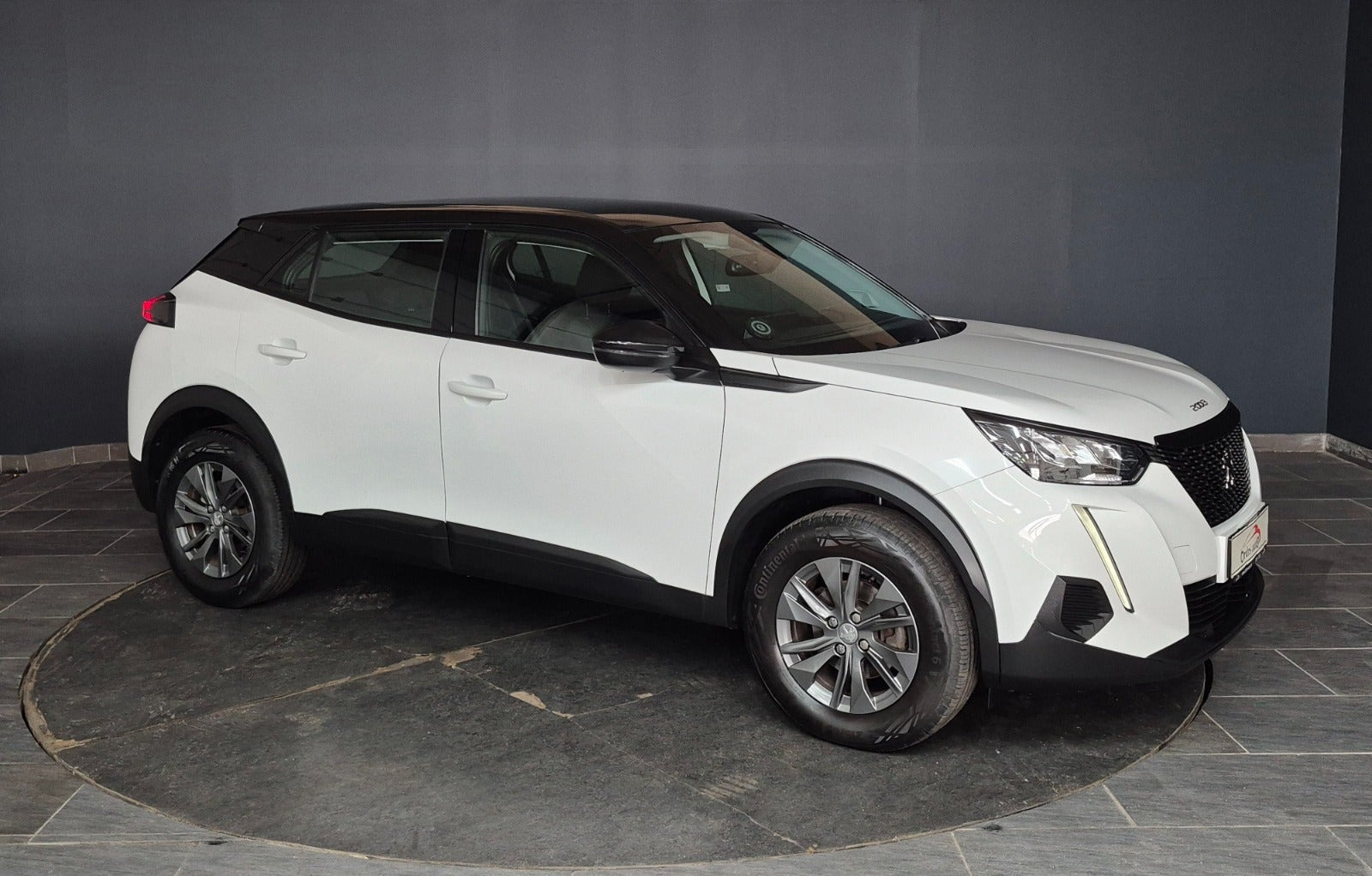Hvid Peugeot 2008 fra 2021