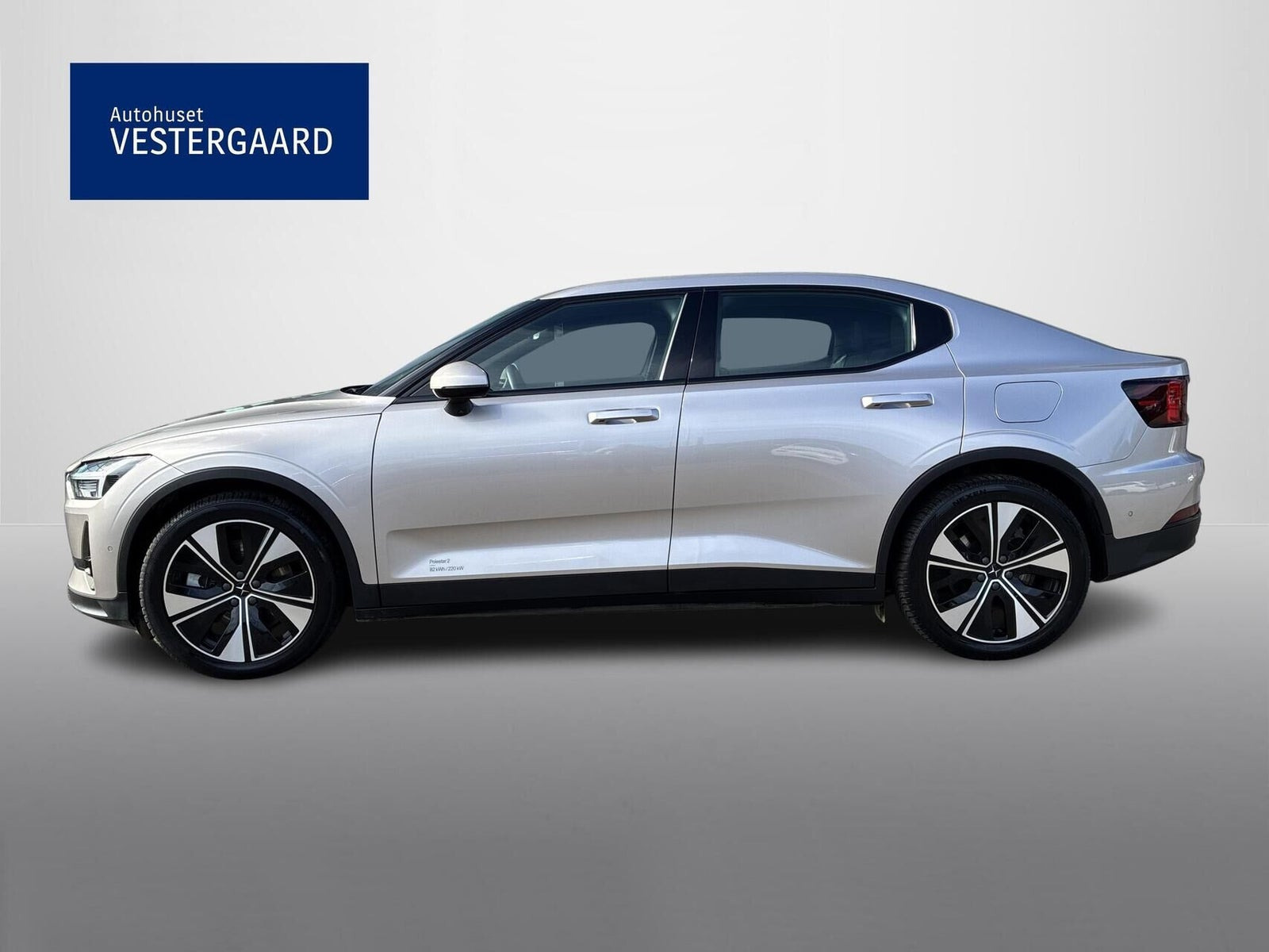 Orange Polestar 2 fra 2024