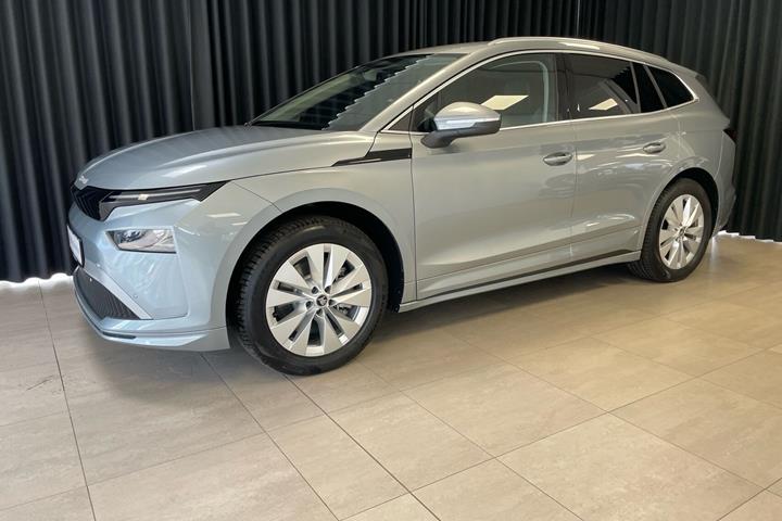 Grå Skoda Enyaq fra 2026