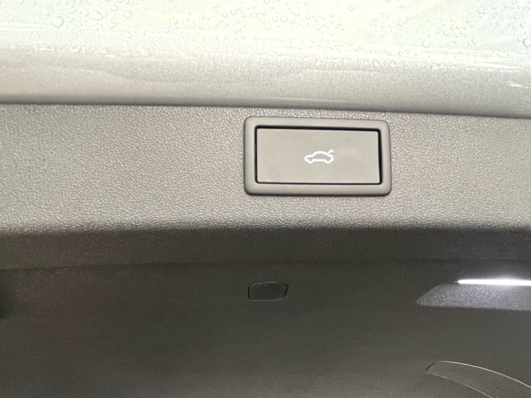 Grå Skoda Enyaq fra 2026