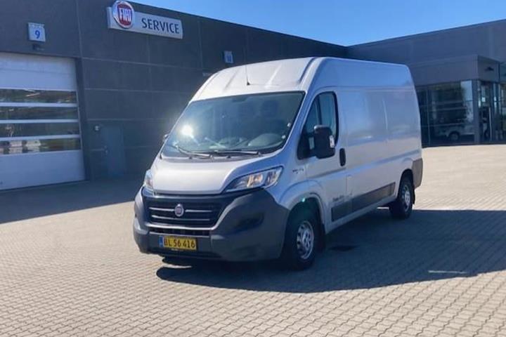 Sølv Fiat Ducato fra 2017