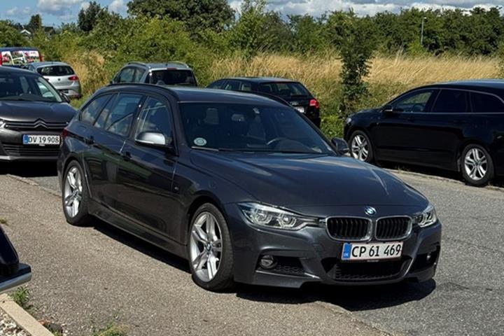 undefined BMW 330i fra 2019