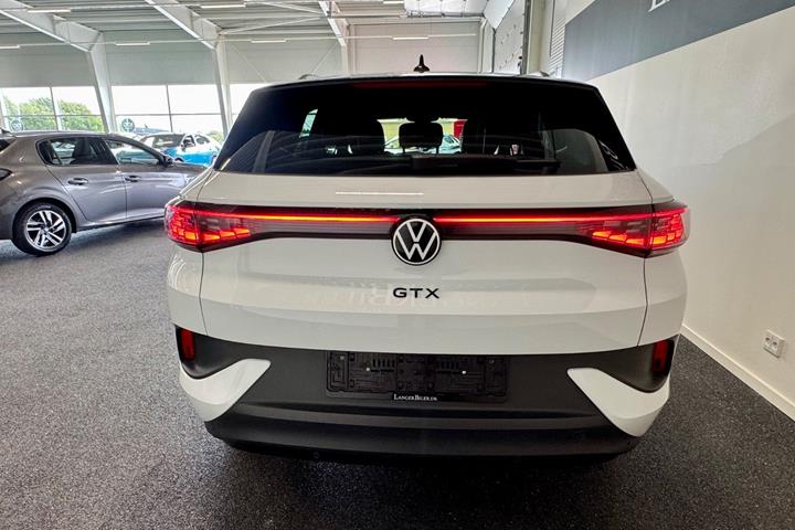 Hvid VW ID.4 fra 2026