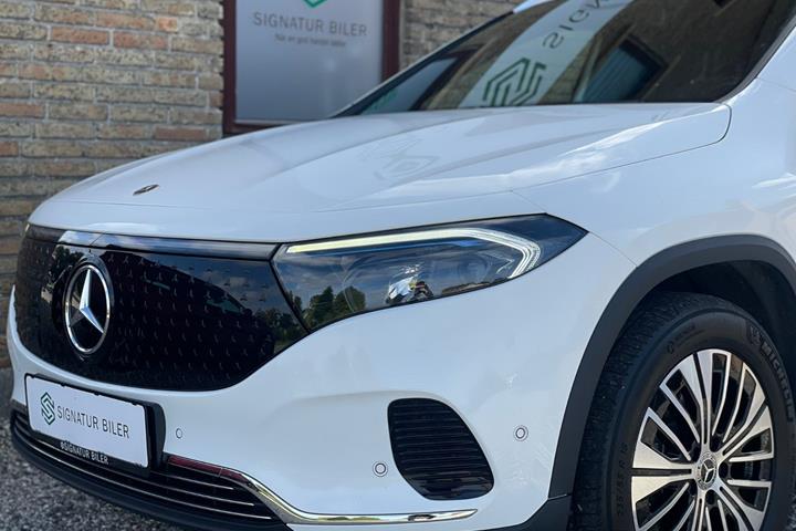 Hvid Mercedes EQA250+ fra 2024