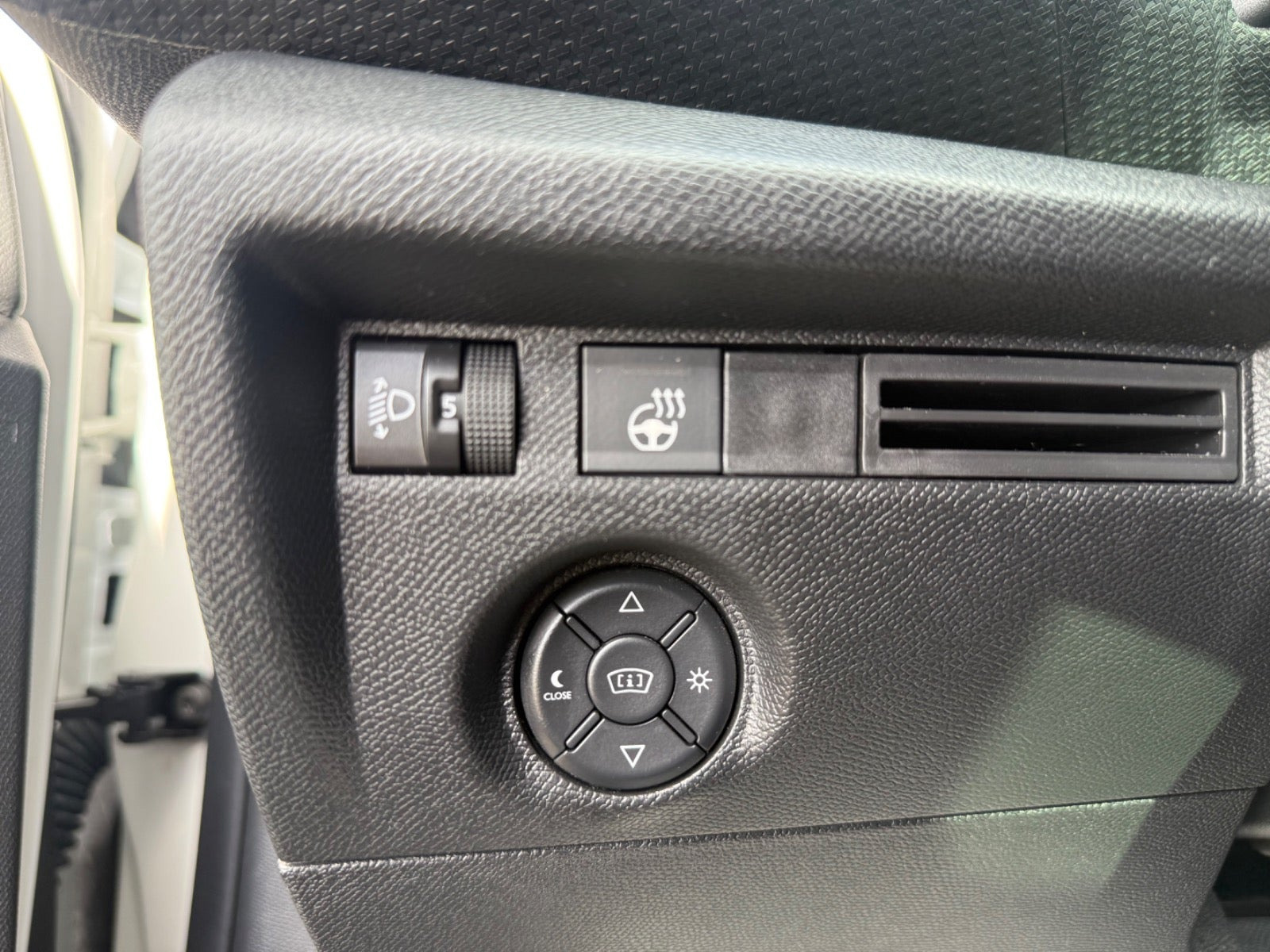 Hvid Citroën ë-C4 fra 2023