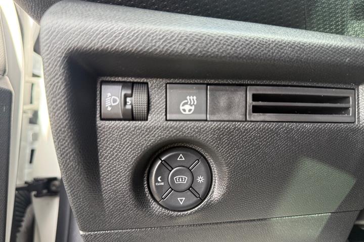 Hvid Citroën ë-C4 fra 2023