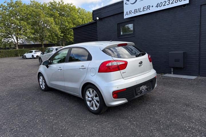 undefined Kia Rio fra 2016