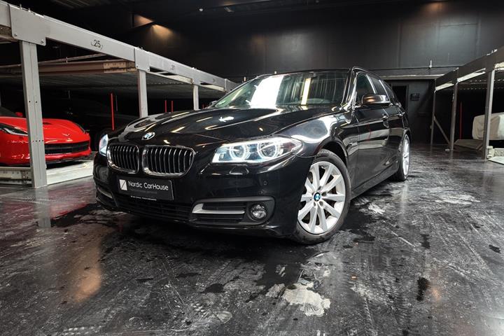 Sort BMW 530d fra 2016