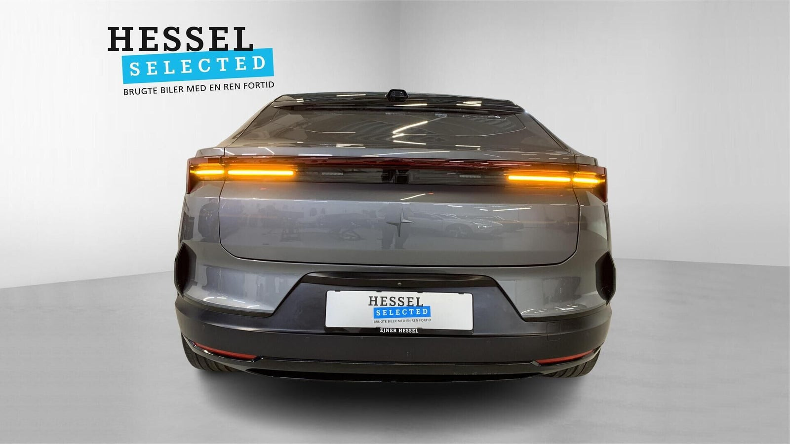 Hvid Polestar 4 fra 2025