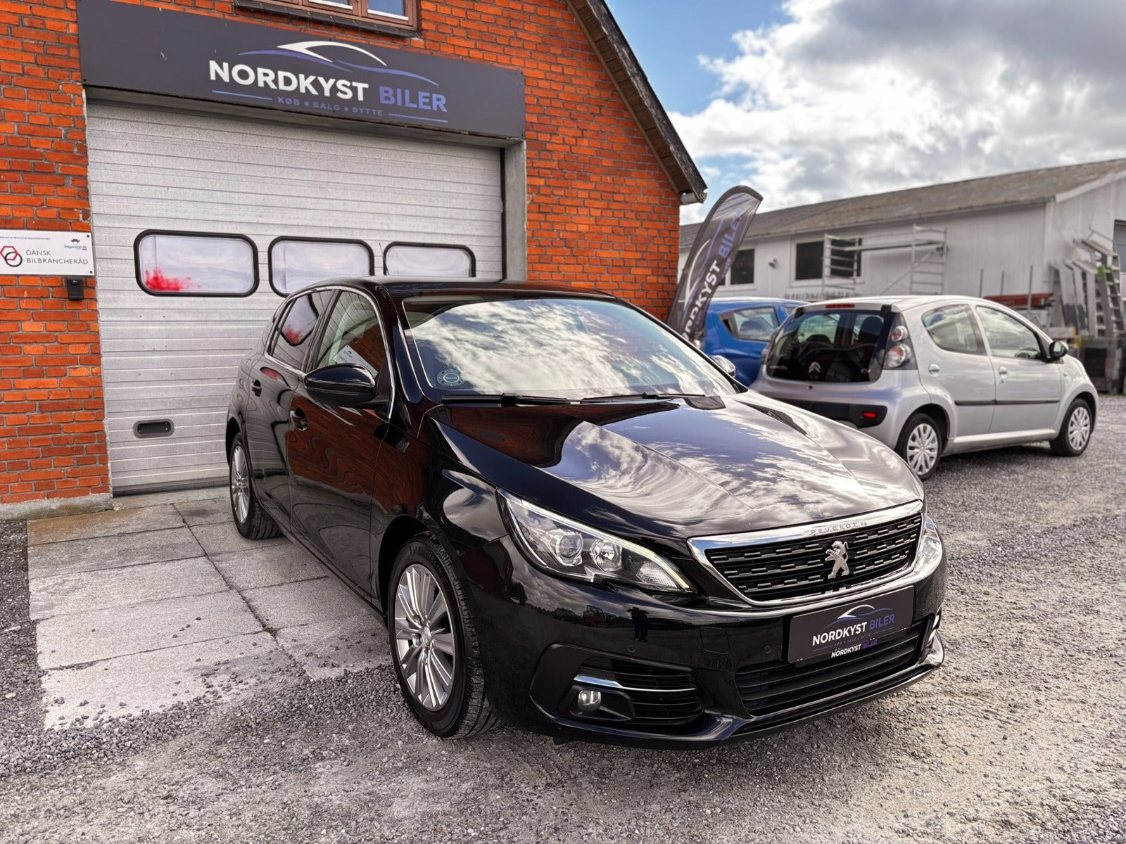 Sort Peugeot 308 fra 2018