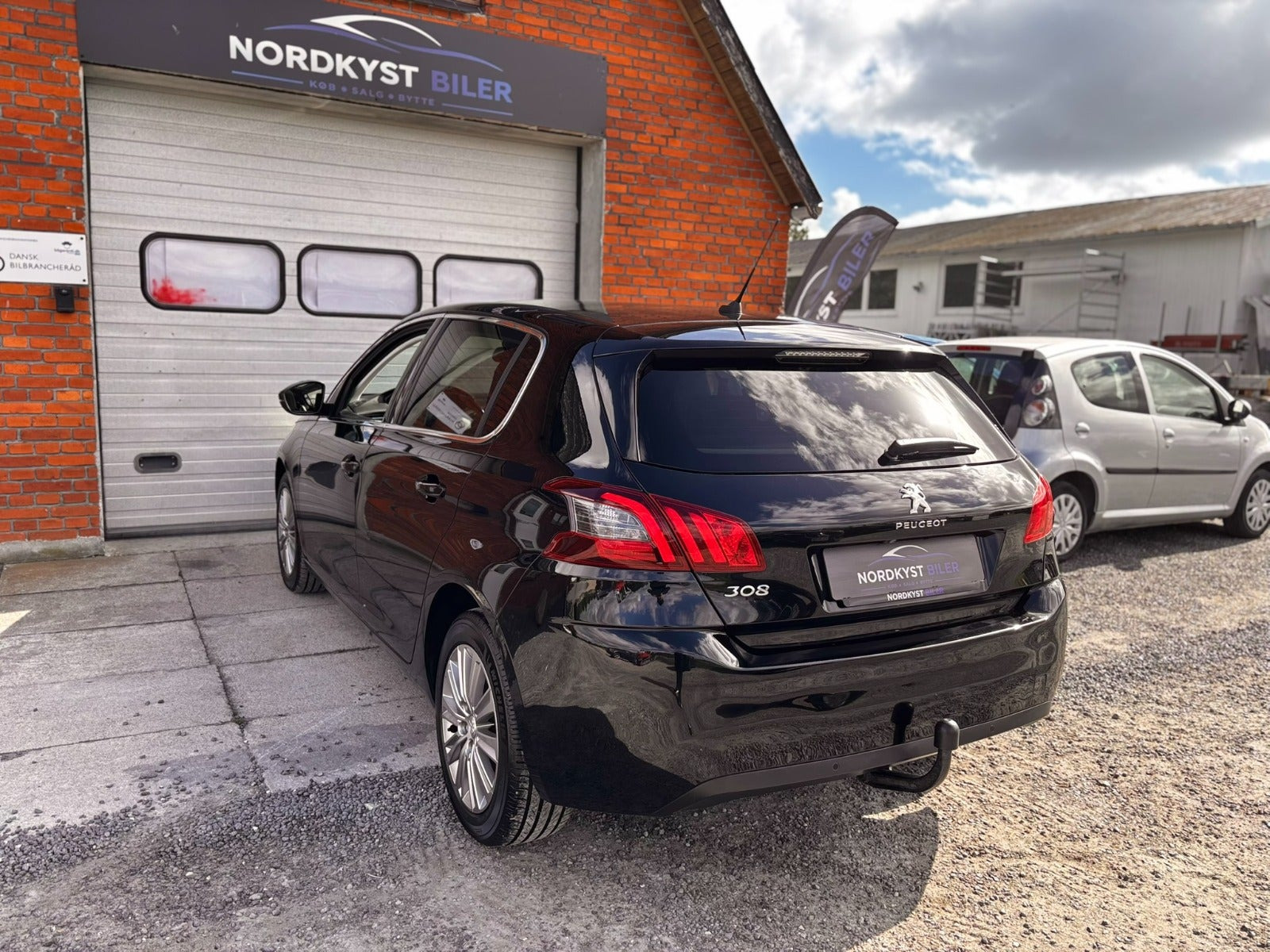 Sort Peugeot 308 fra 2018