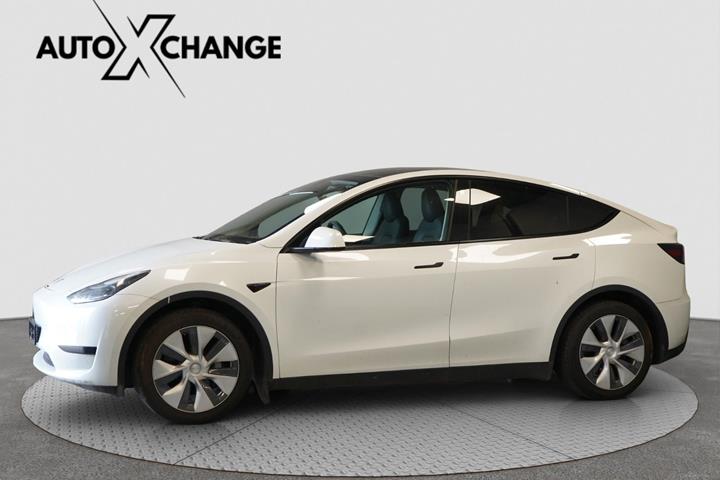 undefined Tesla Model Y fra 2024