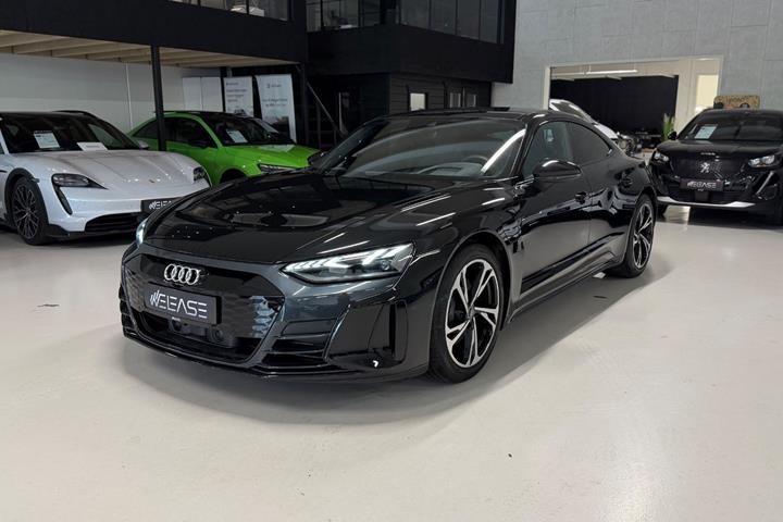 Sort Audi e-tron GT fra 2024