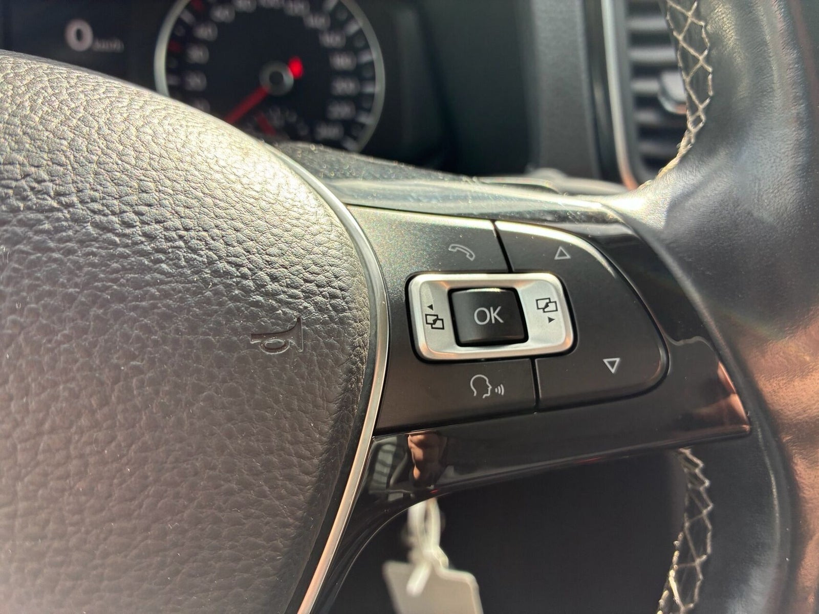 Sort VW Amarok fra 2017