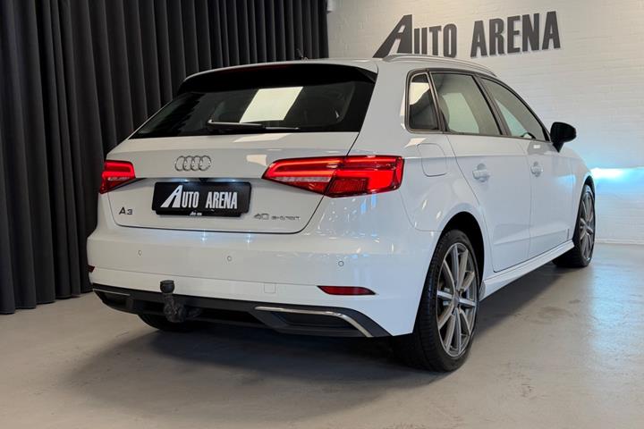 Hvid Audi A3 fra 2021