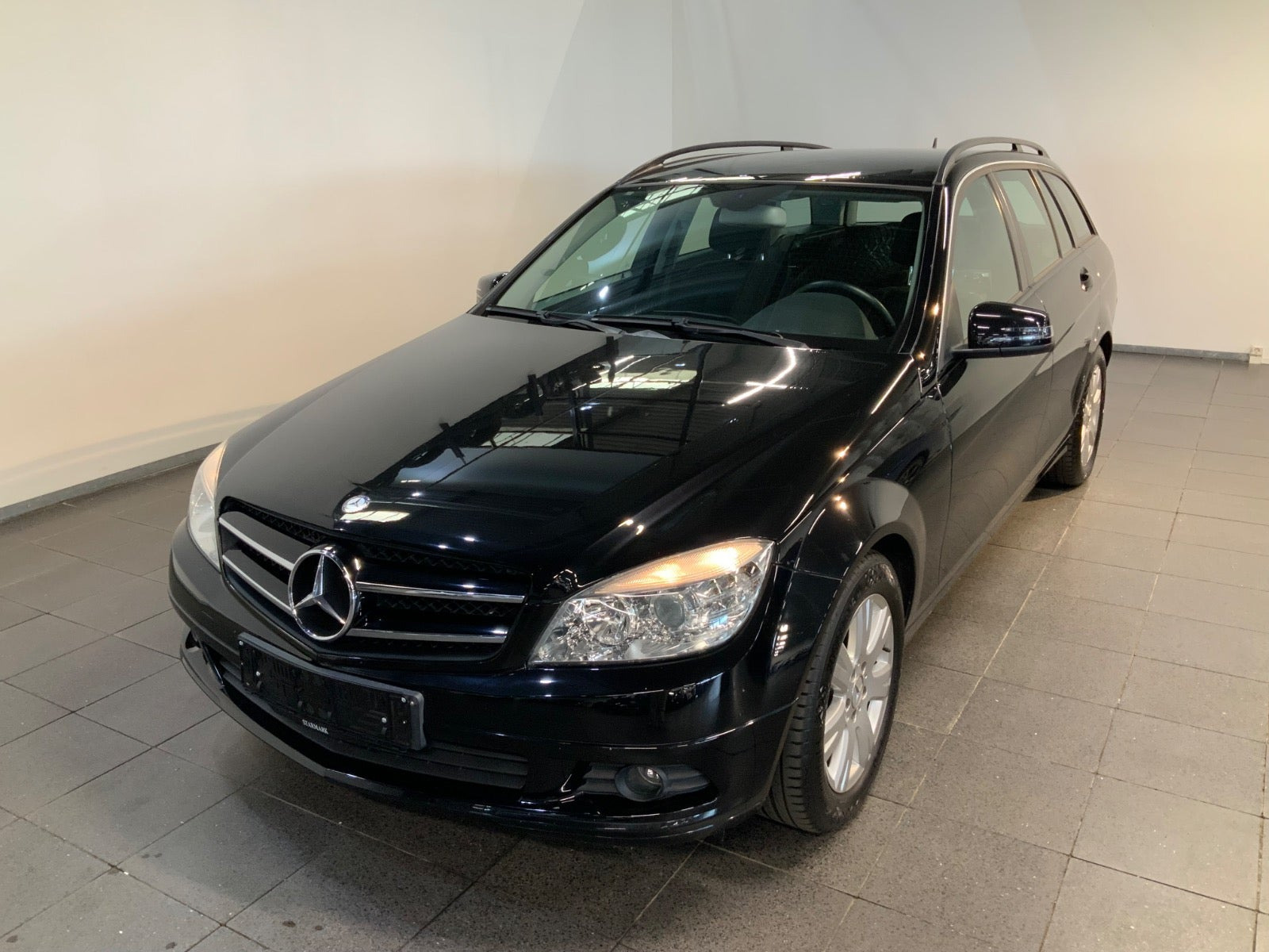 Mercedes C180 1,8 CGi stc. aut. BE