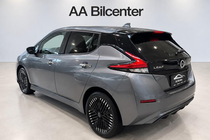 Grå Nissan Leaf fra 2022