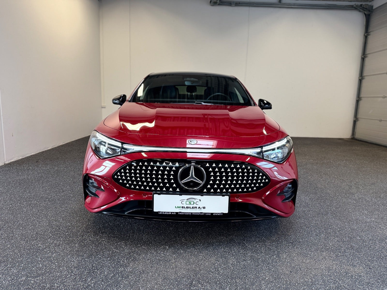 Rød Mercedes CLA250+ fra 2026