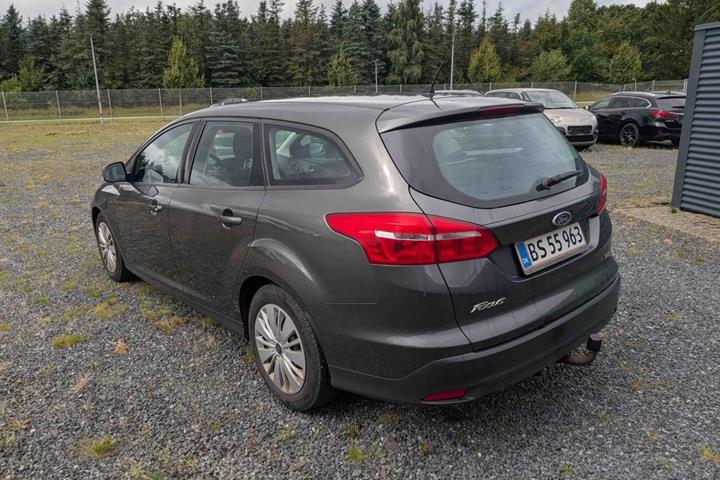 Grå Ford Focus fra 2015