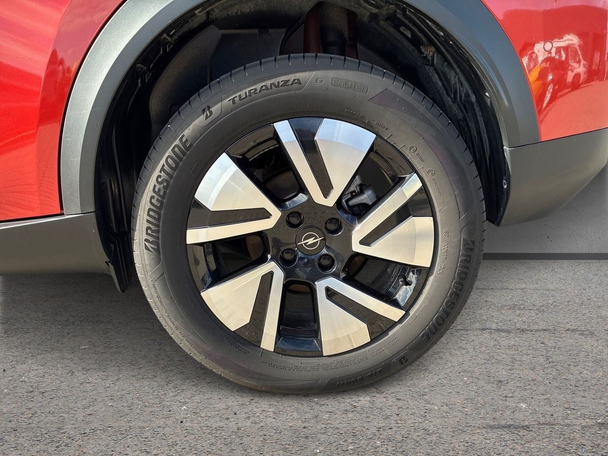 Orange Opel Frontera fra 2025