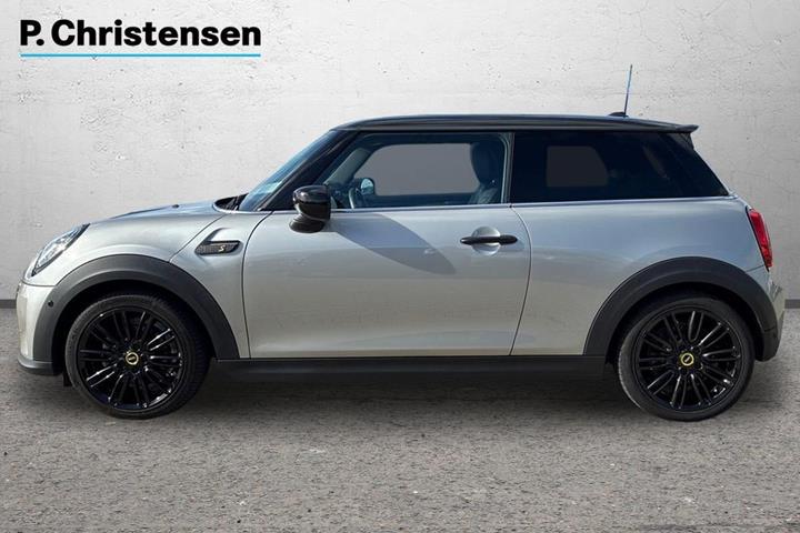 Sølv Mini Cooper SE fra 2023
