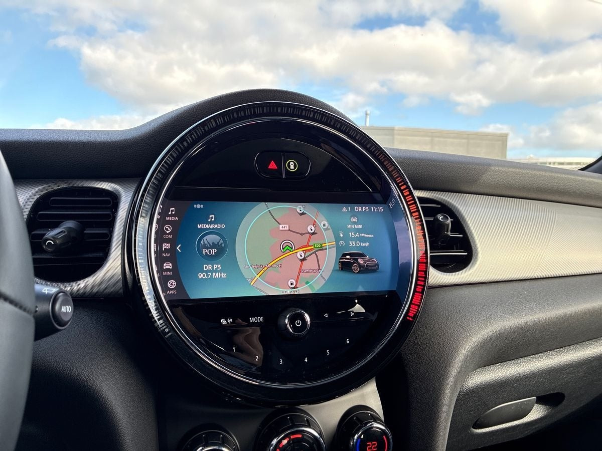 Sølv Mini Cooper SE fra 2023