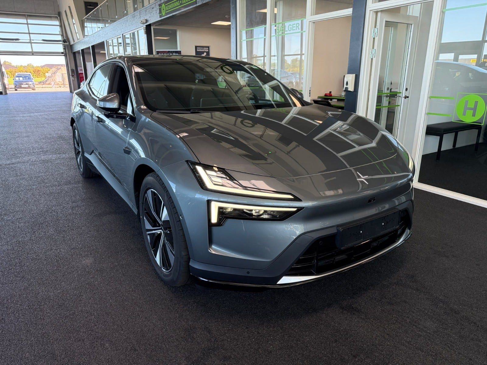 undefined Polestar 4 fra 2026