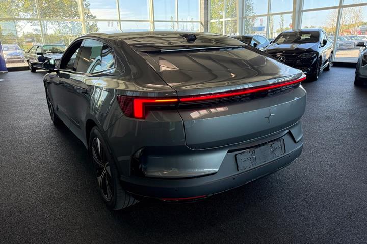 undefined Polestar 4 fra 2026