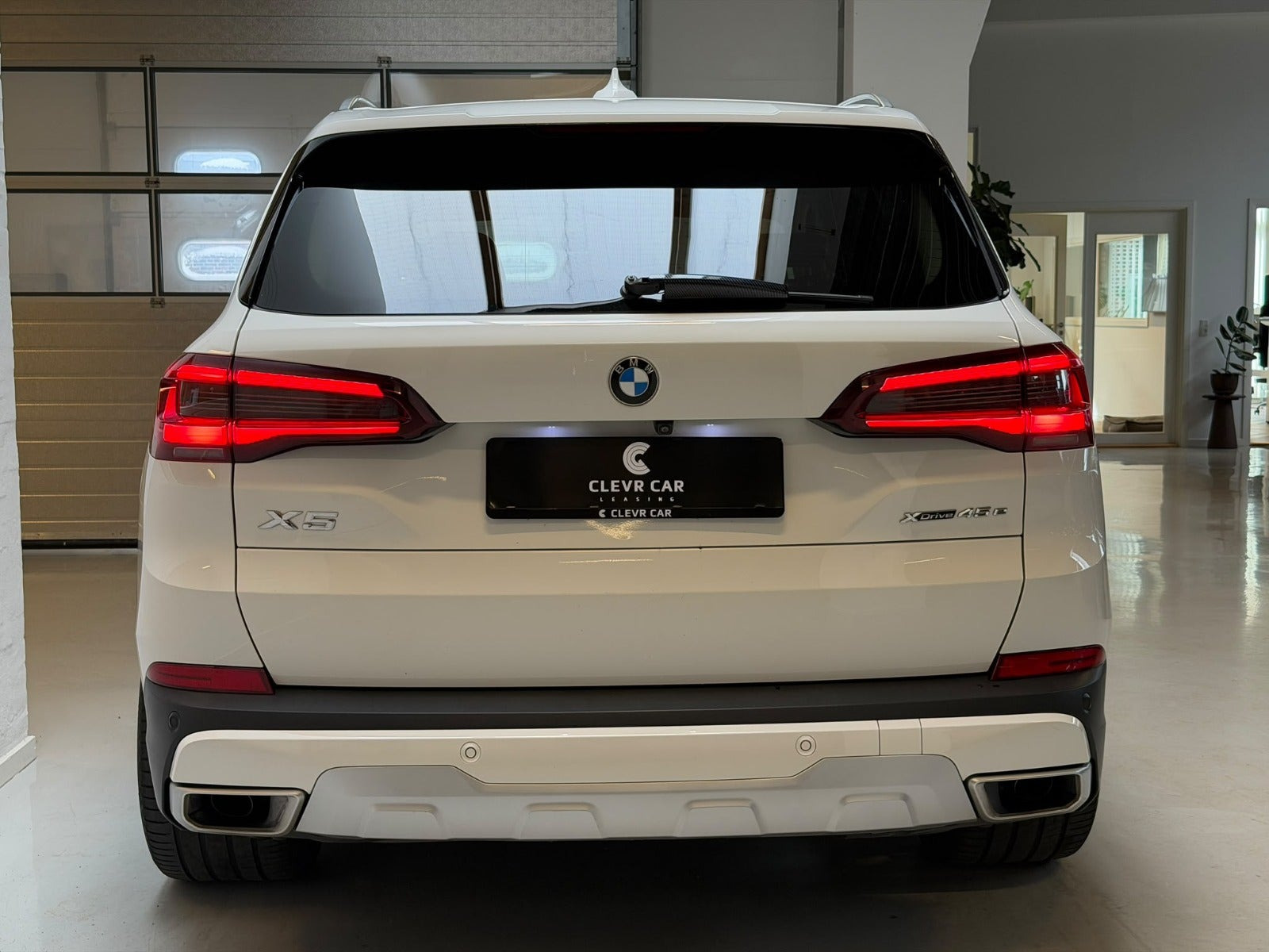 Hvid BMW X5 fra 2020
