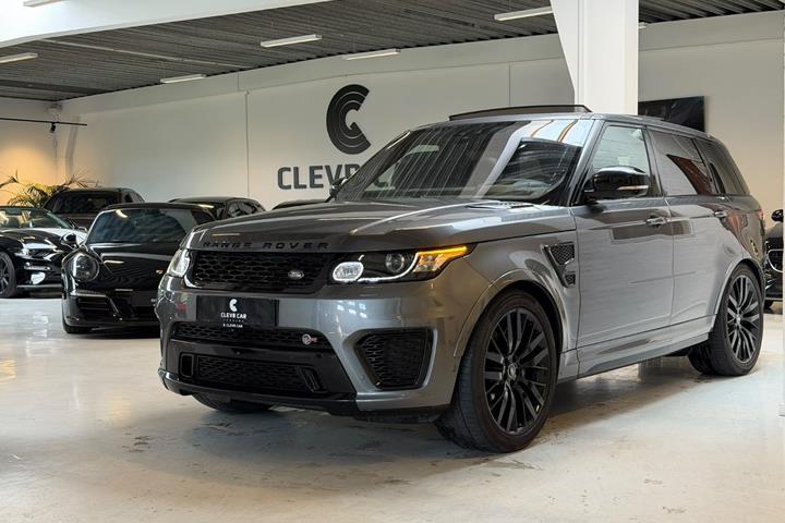 Grå Land Rover Range Rover sport fra 2017