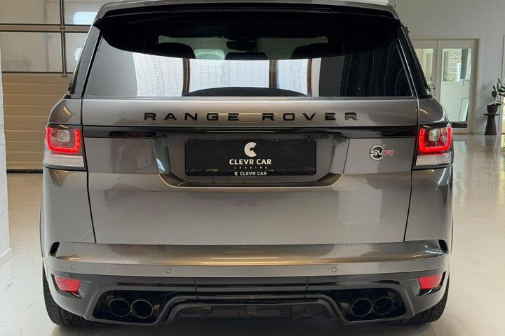 Grå Land Rover Range Rover sport fra 2017