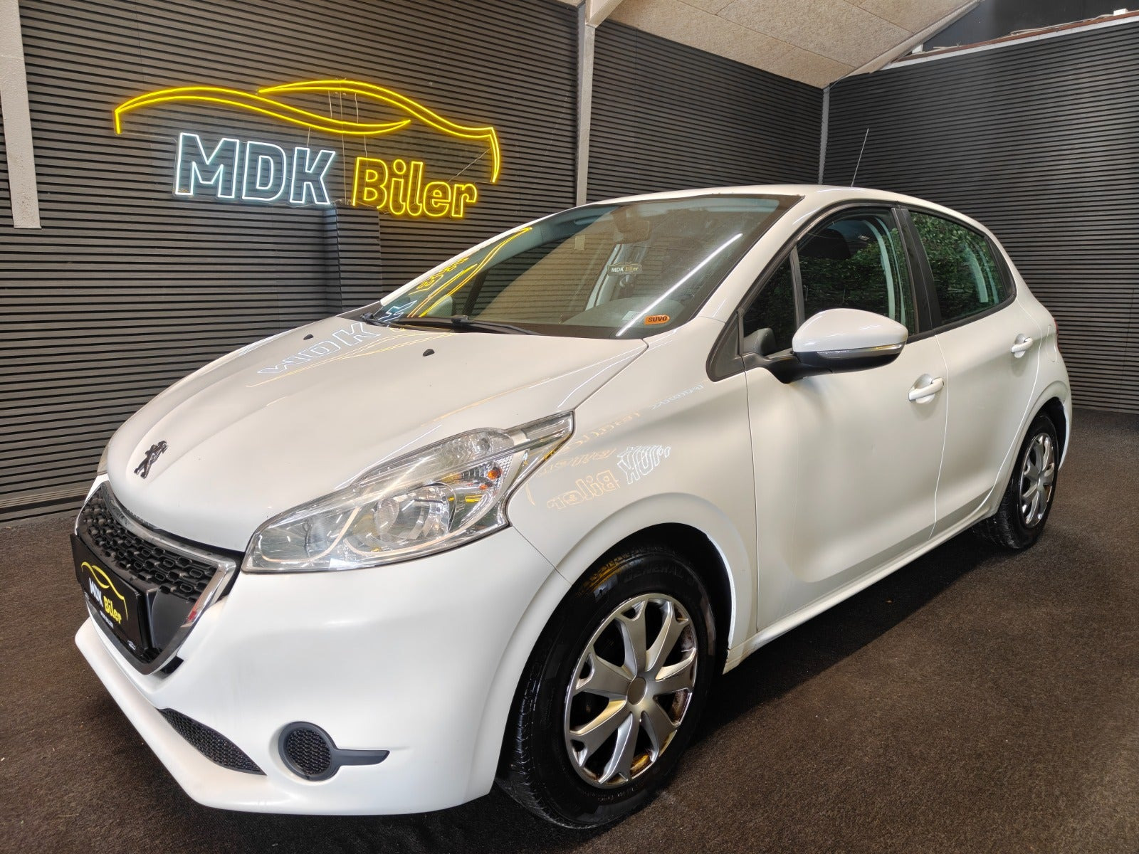 undefined Peugeot 208 fra 2012