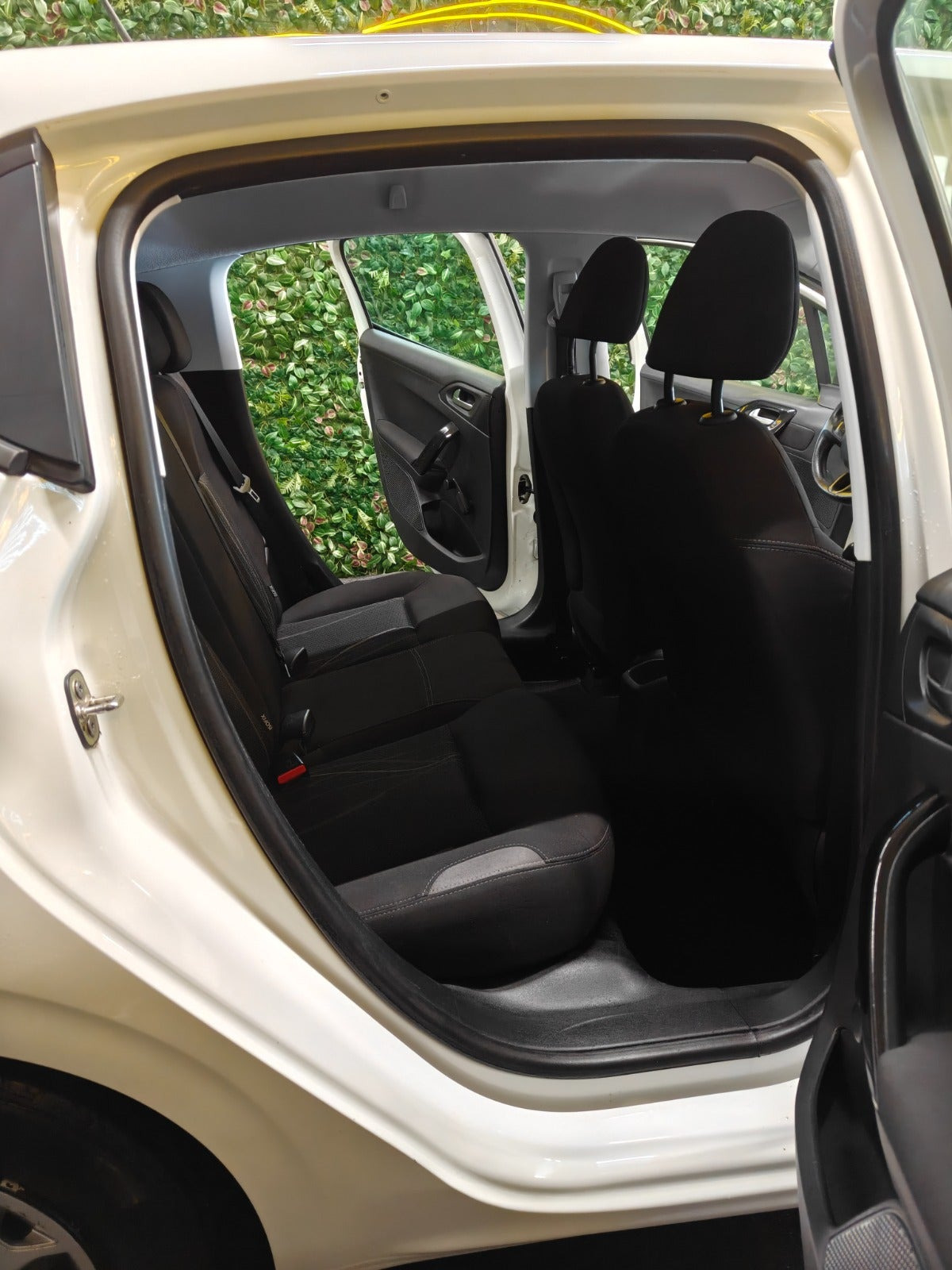 undefined Peugeot 208 fra 2012