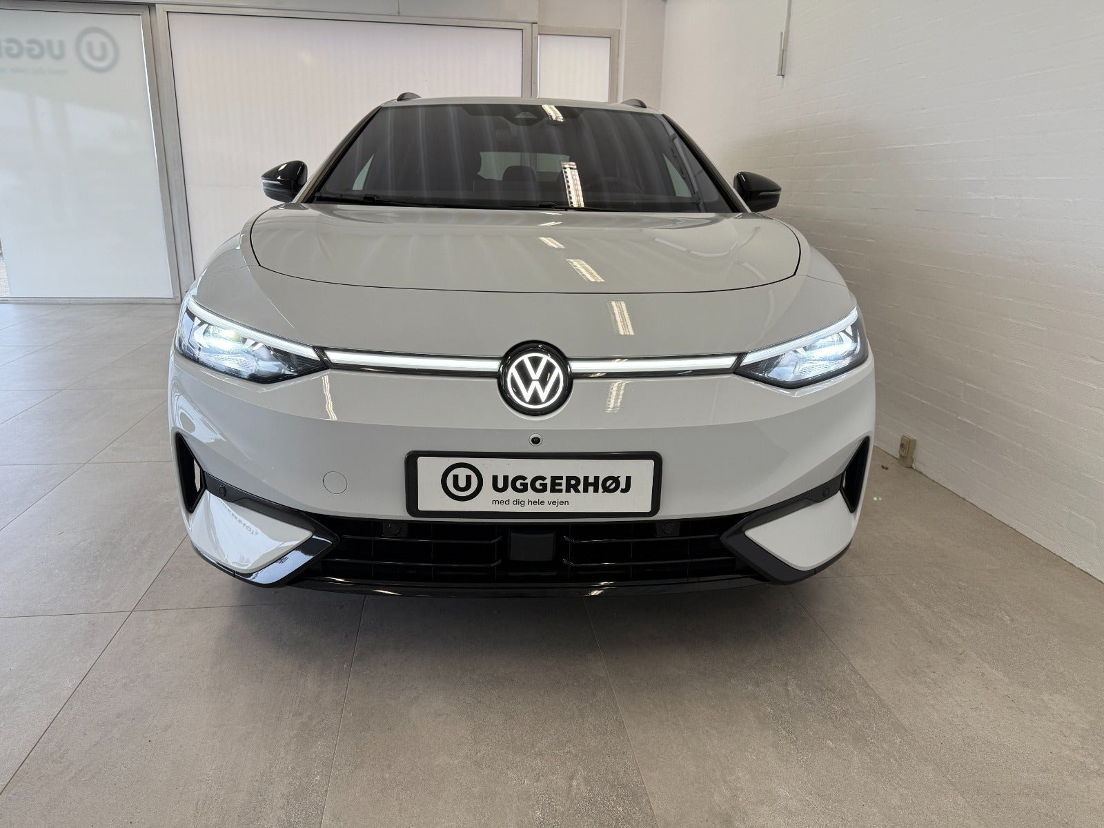 Hvid VW ID.7 fra 2025