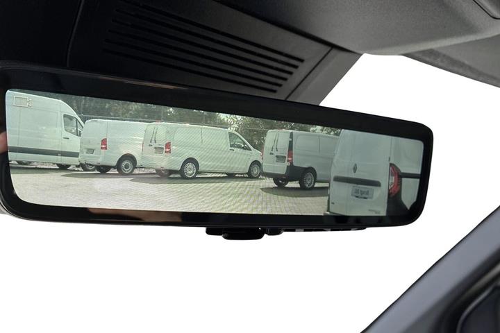 Hvid Renault Master V T35 fra 2025