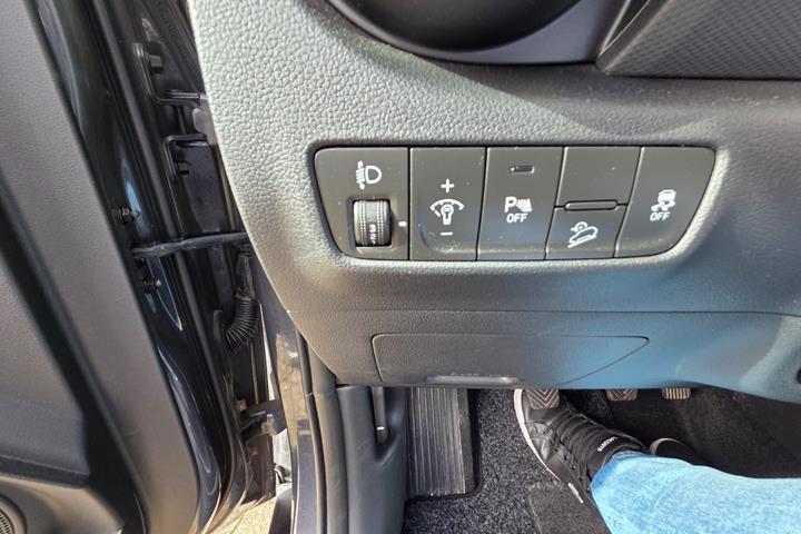 undefined Hyundai Kona fra 2023